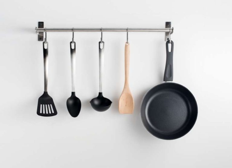 What Are The Essential Kitchen Utensils?