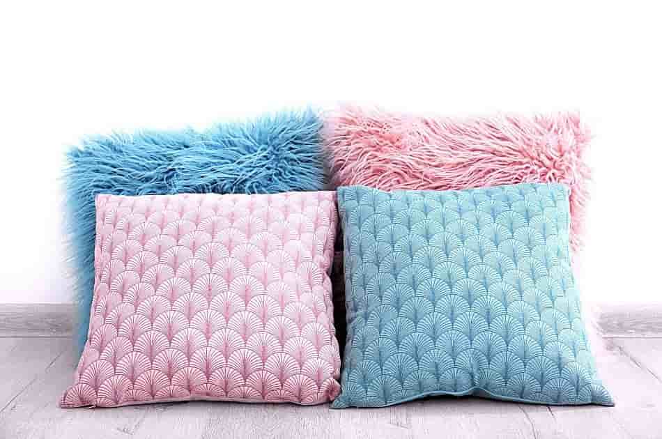 10 best throw pillows